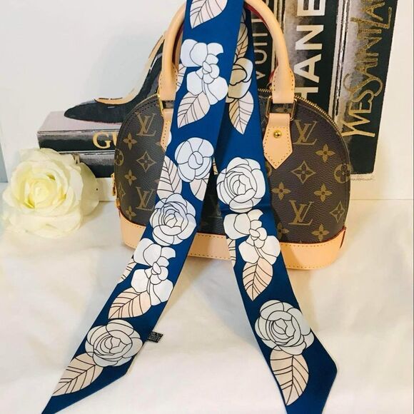 Silk Scarf Twilly (one pair) Brandnew - Picture 3 of 4